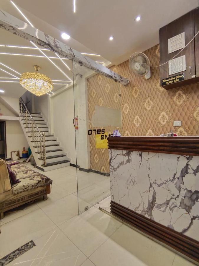 Hotel Chhavi Ujjain Extérieur photo
